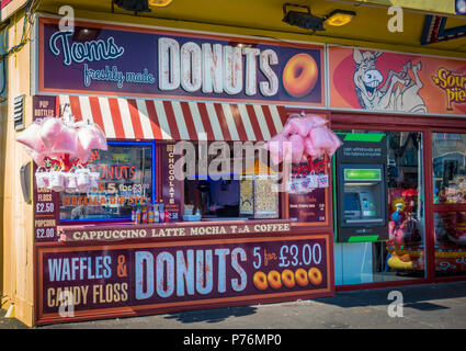 Garküchen auf der Promenade in Blackpool Stockfoto