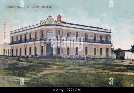 Español: Litografía pintada a mano que muestra al Casino Militar Centroaméricano y Parte del Campo de Marte de la Ciudad salvadoreña de Santa Ana. 1943 1 Casino Militar Centroamericano de Santa Ana 1943 Stockfoto