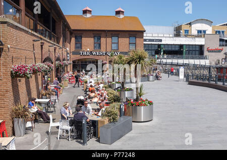 Brighton Marina Village West Quay Wertherspoon Pub Bar und Restaurant DE Stockfoto