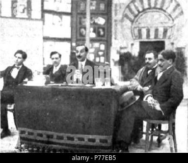 Español: Fotografía muestra que Al escritor español Luis de Tapia dando una conferencia de una exposición de Arte decorativo. 4. November 1911 44 Luis de Tapia de conferencia Stockfoto