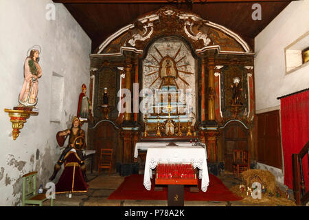 Altar und altarscreen von Sao Joao Kirche, Caminha, Provinz Minho, Nordportugal Stockfoto