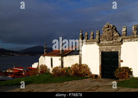 Casa de Leiras, Rio Minho im Hintergrund, Caminha, Provinz Minho, Nordportugal Stockfoto