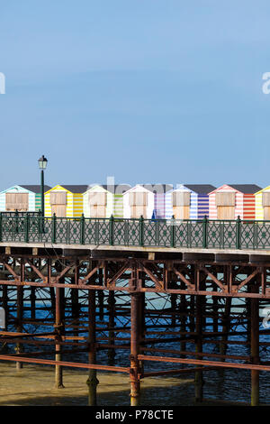 Hastings Pier, Sommer, Tag, 2018, East Sussex, Großbritannien Stockfoto