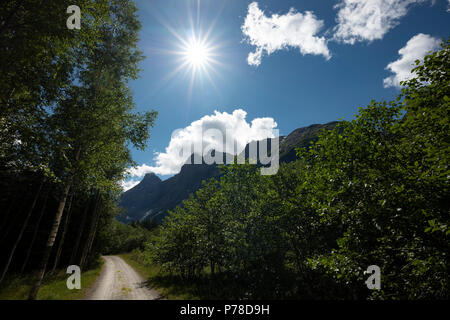 Kies radfahren Landschaft, Trollstigen, Norwegen Stockfoto