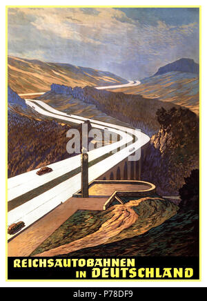 Jahrgang 1930 Autobahn Travel Poster Deutschland Poster der Reichsbahn Autobahn Autobahn Hauptquartier für deutsche Touristen Berlin, Deutschland 1936 Der Hirschberg Saale Brücke Seite wurde in NS-Propaganda Poster Werbung der Deutschen Autobahn highway System mit Hakenkreuz Emblem auf einem Rastplatz Säule empfohlene Stockfoto