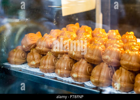 Taiyaki, japanischen Fisch geformter Kuchen in Londons Chinatown Stockfoto