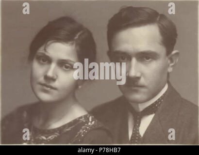 Englisch: Frankreich und Melita Stele. 1910 s 12 Frankreich und Melita Stele 1910 s Stockfoto