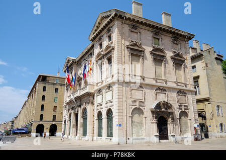 Marseille, Rathaus, Hotel de Ville, mit Blick auf den Alten Hafen, erbaut 1653-73 im Manierismus Stockfoto