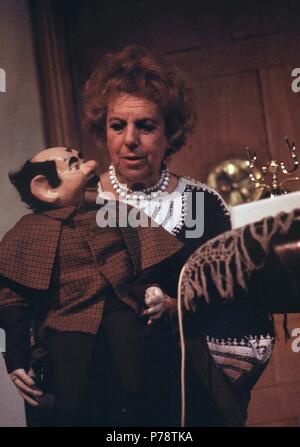 BELLIDO, JOSE MARIA ESCRITOR ESPAÑOL TEATRO.' 'PATATUS REPRESENTACION TEATRAL DE MADRID, AÑO 1986 ACTRIZ, MARIA ISBERT;. Stockfoto