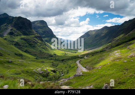 Ein Blick hinunter auf der Suche Glencoe, Argyll, Schottland Stockfoto