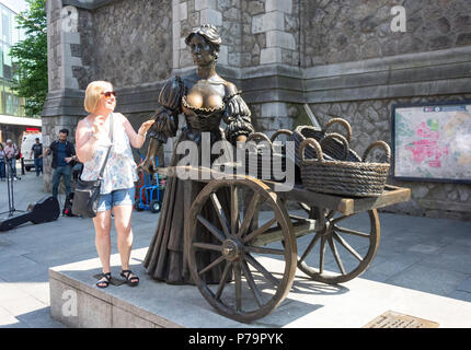 Molly Malone Statue (Moi Ni Mhaoileoin), Suffolk Street, Dublin, Republik Irland Stockfoto