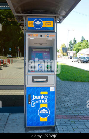 Banco Mat ATM in Tarnow im südlichen Polen, Europa. Stockfoto
