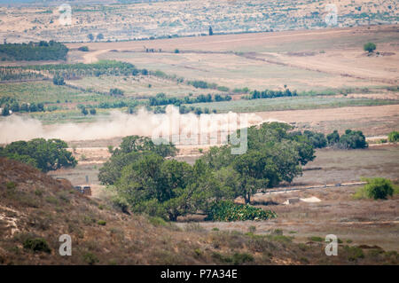 Die israelische Armee zerstört Hamas militärischen Tunnel erstreckt sich auf das Gebiet von Israel während der militärischen Operation schützende Rand. Erez, Juli 2014. Stockfoto