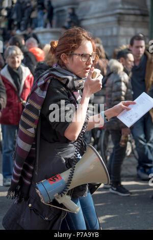 Paris, Frankreich 2016. Protest gegen den Ausnahmezustand Stockfoto