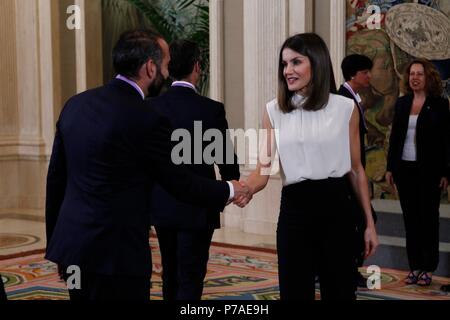 La Reina Letizia recibe la Seleccion femenina Sub-17 de Futbol en El Palacio de la Zarzuela en Madrid Madrid, Spanien 05/07/2018 Spanische Königin Letizia Ortiz während der Königlichen Publikum zu Spanien weiblichen unter 17 Team, nachdem er Euro 2018 in Madrid am Donnerstag, 05. Juli 2018 Stockfoto