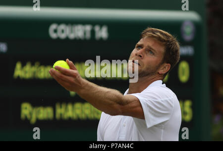 London, Großbritannien. 4. Juli 2018. Ryan Harrison (USA) Tag 3 Wimbledon Tennis Die Meisterschaften, Wimbledon, London, am 4. Juli 2018. Credit: Paul Marriott/Alamy leben Nachrichten Stockfoto