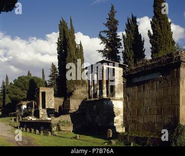 Nekropole von Porta Nocera. Gräber und Mausoleen. Pompeji. Italien. Stockfoto