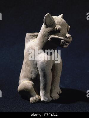 Präkolumbische Kunst. Pre-Inka. Tumaco Tolita Kultur. Region der Pacific Colombo-ecuadorianischen Küste von 300BC-600 n. Chr.. Keramik-Objekt. Feline Figur. 12'5 x 7 cm. Aus Ecuador. Privatsammlung. Stockfoto