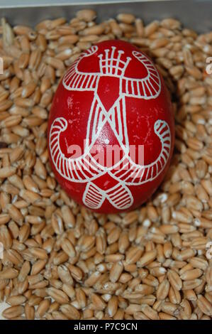 Ostern feiern. Ostern Eier. Traditionelle pysanka design Eier. Bunte eier. Stockfoto