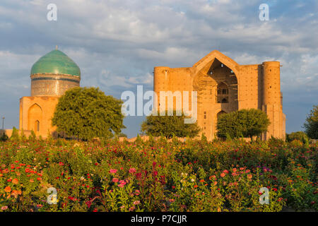 Glaubensgemeinschaft Ahmet Yasawi Mausoleum, UNESCO-Weltkulturerbe, Turkestan, Region Süd, Kasachstan Stockfoto