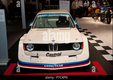 Vor BMW 320 BMW Junior Team, race car Group 5 in 1977, racing, Motorsport Stockfoto