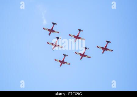 Melbourne, Australien - 25. März 2018: Die roten Pfeile - Royal Airforce Kunstflugstaffel der Durchführung in den Himmel von Melbourne Stockfoto