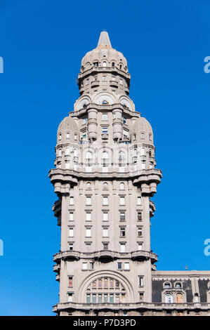 Palacio Salvo im Art Deco Stil, der Plaza de la Independencia, Montevideo, Uruguay Stockfoto