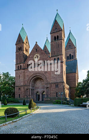 Die romanische Kirche des Erlösers, Bad Nauheim, Hessen, Deutschland Stockfoto