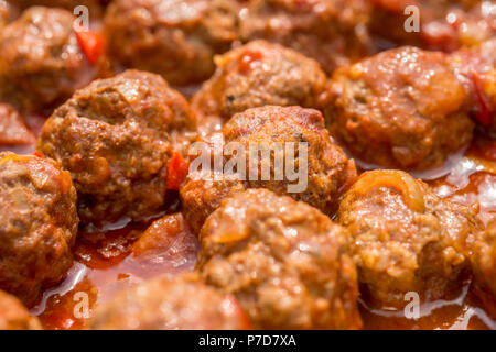 Hackfleischbällchen mit Tomatensauce Stockfoto