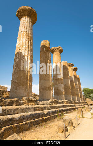 Italien Sizilien Agrigento Valle dei Templi Tal der Tempel start 510 V.CHR. von Siedlern aus Gela Tempio di Ercole die Tempel des Herakles Herkules Stockfoto