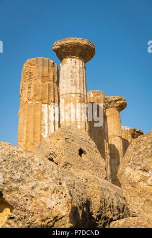 Italien Sizilien Agrigento Valle dei Templi Tal der Tempel start 510 V.CHR. von Siedlern aus Gela Tempio di Ercole die Tempel des Herakles Herkules Stockfoto