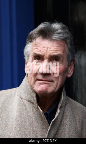 Michael Palin in Covent Garden, London, Großbritannien. Am 9. März 2012. Russell Moore Portfolio-Seite. Stockfoto