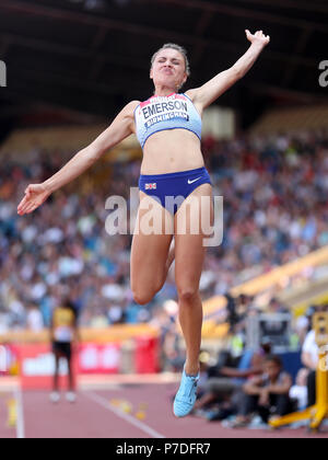 Großbritanniens Niamh Emerson konkurriert in der Frauen Weitsprung Finale bei Tag zwei Der Muller britischen Leichtathletik Meisterschaften an Alexander Stadium, Birmingham. Stockfoto