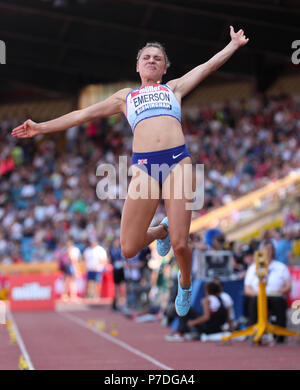 Großbritanniens Niamh Emerson konkurriert in der Frauen Weitsprung Finale bei Tag zwei Der Muller britischen Leichtathletik Meisterschaften an Alexander Stadium, Birmingham. Stockfoto