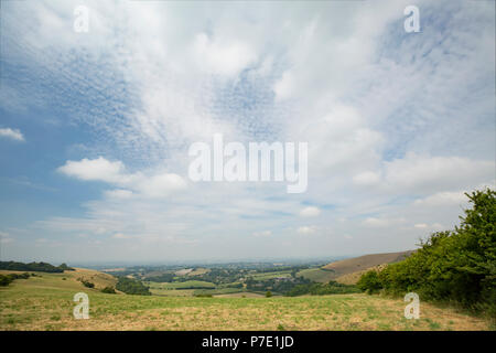 Blick vom Parkplatz des Fontmell unten Naturschutzgebiet North Dorset England UK GB. Die Reserve ist für seine Kreide Grasland und Wildlife und pl festgestellt Stockfoto