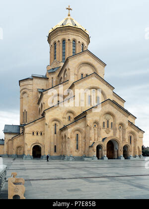 Holy Trinity Cathedral, die gemeinhin als Sameba, Tiflis, Georgien bekannt Stockfoto