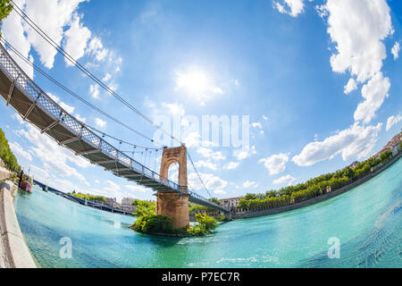 Passerelle du College Brücke über die Rhone in Lyon Stockfoto