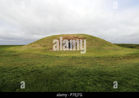 Der Hügel von Tara, in der Nähe des Flusses Boyne entfernt, und ist ein archäologischer Komplex, der zwischen Navan und Dunshaughlin in der Grafschaft Meath, Irland läuft. Es con Stockfoto