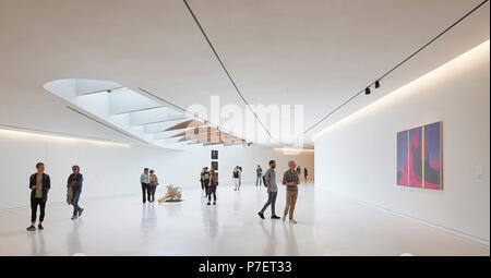 Galerie Interieur. MAAT, Lissabon, Portugal. Architekt: A LA, 2016. Stockfoto