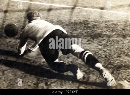 Ricardo Zamora Martínez (1901-1978), Futbolista catalán. Fotografía de 1925. Stockfoto