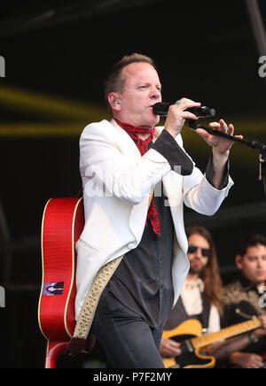 Kiefer Sutherland an der schwarzen Rehe Festival, eridge Park, Tunbridge Wells, Kent Foto von Steph Teague Stockfoto