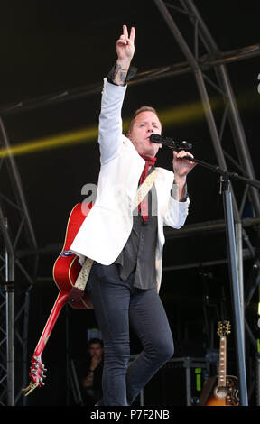 Kiefer Sutherland an der schwarzen Rehe Festival, eridge Park, Tunbridge Wells Stockfoto