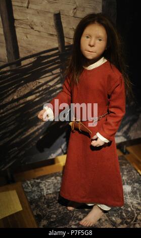 Wikingerzeit. Birka Mädchen. Im Alter von 6 Jahren starb. 10. Jahrhundert. Skulptur mit der Reproduktion seiner Erscheinung. Historisches Museum. Stockholm. Schweden. Stockfoto