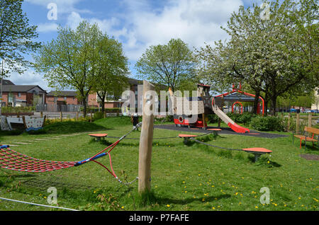 Neue Play Park an Dalmuir Square, Clydebank, Schottland Stockfoto