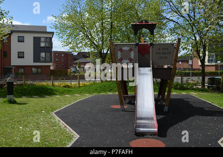 Neue Play Park an Dalmuir Square, Clydebank, Schottland Stockfoto