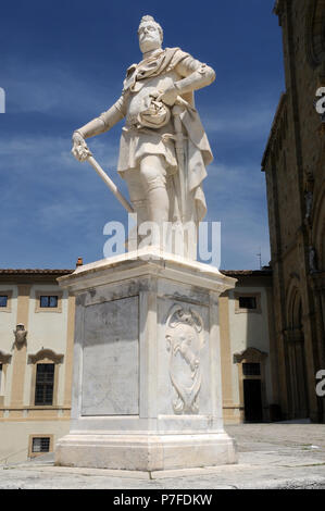 Statue (1595) von Pietro Francavilla (1548-1615) von Ferdinando I de' Medici, Großherzog der Toskana 1587-1609 an der Kathedrale in Arezzo, Toskana, Italien Stockfoto