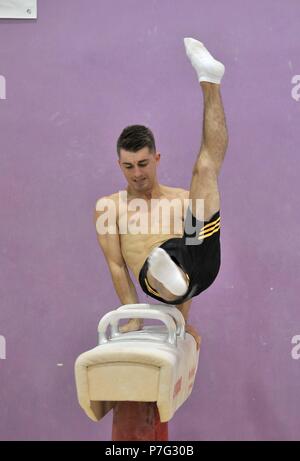 Basildon, Großbritannien. 6. Juli 2018. Max Whitlock. Glasgow 2018 Gymnastik Botschafter. South Essex Turnverein. Basildon. Essex. UK. 06.07.2018. Credit: Sport in Bildern/Alamy leben Nachrichten Stockfoto