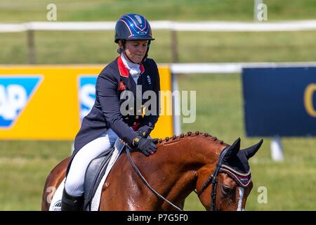 Wroughton, UK. 5. Juli 2018. Gemma Tattersall, Chili Ritter. GBR. St James Place Barbury Horse Trials. Horse Trials. CIC3*. Abschnitt B. Dressur. Barbury Castle. Wroughton. Somerset. UK. Tag 1. 05/07/2018. Credit: Sport in Bildern/Alamy leben Nachrichten Stockfoto