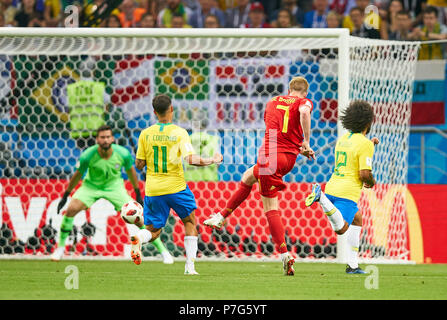 Belgien - Brasilien, Fußball, Kazan, Juli 06, 2018 Kevin De Bruyne, Belgien Nr.7 schießen Ziel für 2-0 BELGIEN - BRASILIEN FIFA WM Russland 2018, am Besten von 8, Saison 2018/2019, Juli 06, 2018 Stadion in Kazan, Russland. © Peter Schatz/Alamy leben Nachrichten Stockfoto