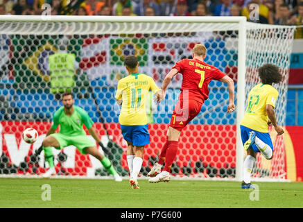 Belgien - Brasilien, Fußball, Kazan, Juli 06, 2018 Kevin De Bruyne, Belgien Nr.7 schießen Ziel für 2-0 BELGIEN - BRASILIEN FIFA WM Russland 2018, am Besten von 8, Saison 2018/2019, Juli 06, 2018 Stadion in Kazan, Russland. © Peter Schatz/Alamy leben Nachrichten Stockfoto